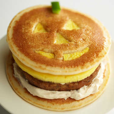Recipe for Jack-O-Lantern Breakfast Sandwich