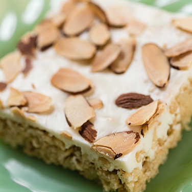 Recipe for Almond and Banana Cream Treats