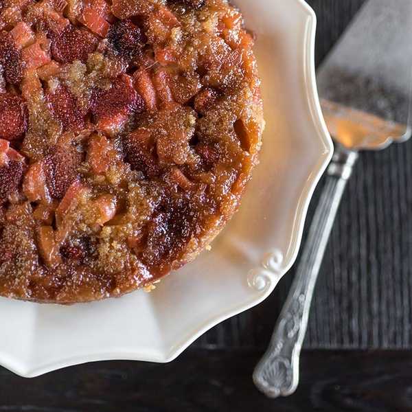Recipe for Strawberry Rhubarb Upside Down Cake