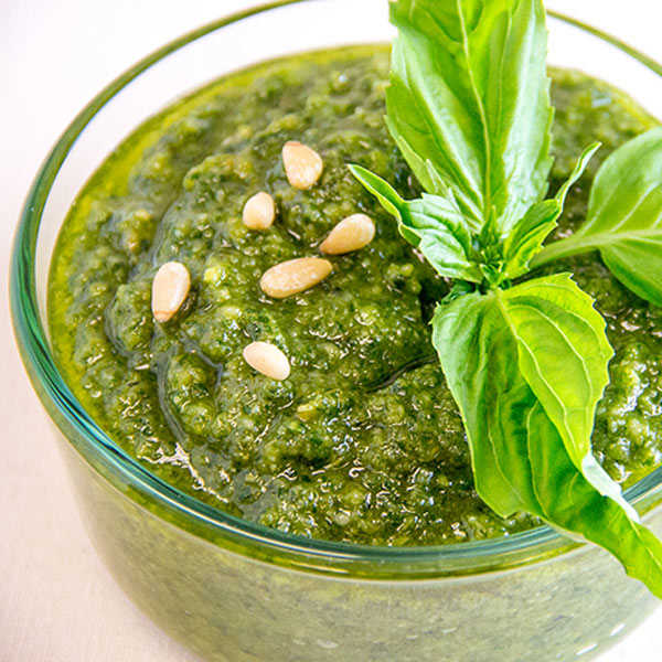Recipe for Traditional Basil Pesto
