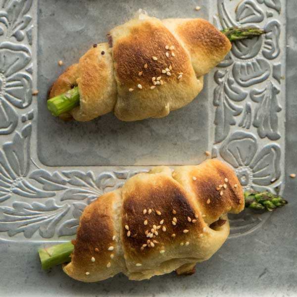 Recipe for Asparagus, Prosciutto, and Swiss Roll-Ups