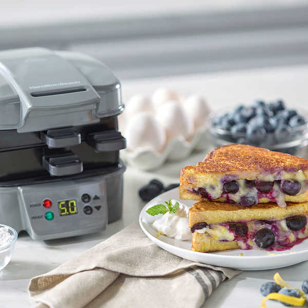 Recipe for Blueberries and Cream Stuffed French Toast