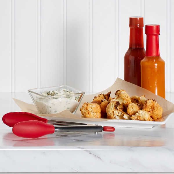 Recipe for Air Fryer Buffalo Cauliflower Bites with Blue Cheese Dressing