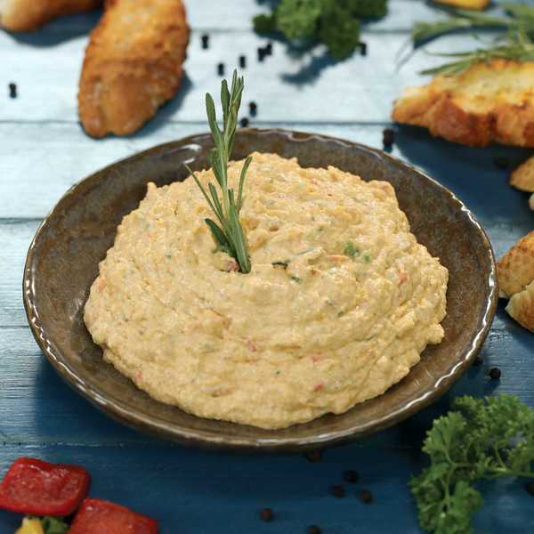 Recipe for Chicken & Pepper Dip, with Crusty Bread