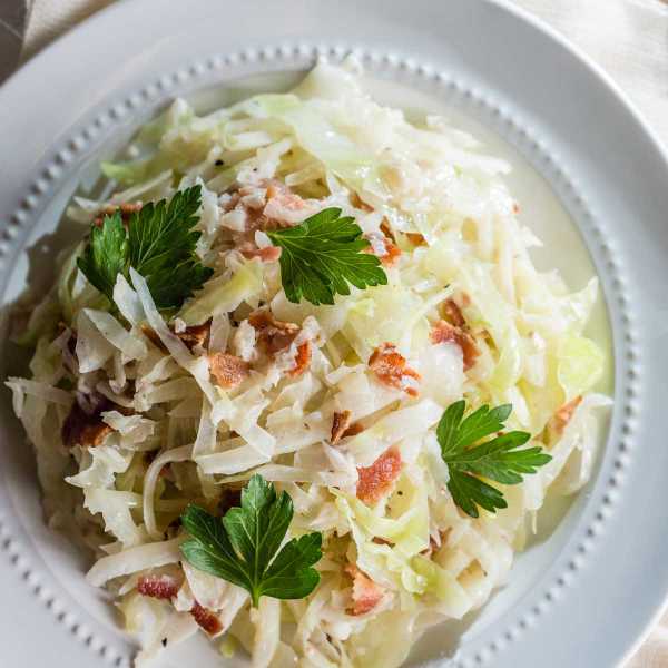 Recipe for Creamed Cabbage with Bacon
