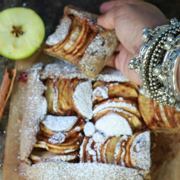 Recipe for Eggless Buckwheat Apple Pie Galette