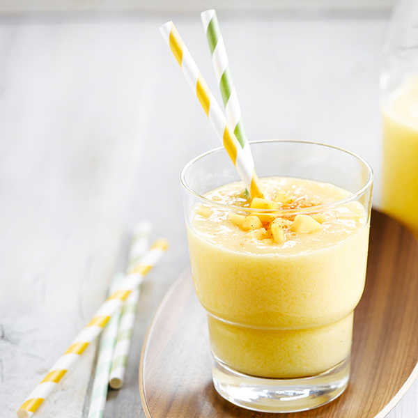Recipe for Frothy Pineapple Banana Smoothie