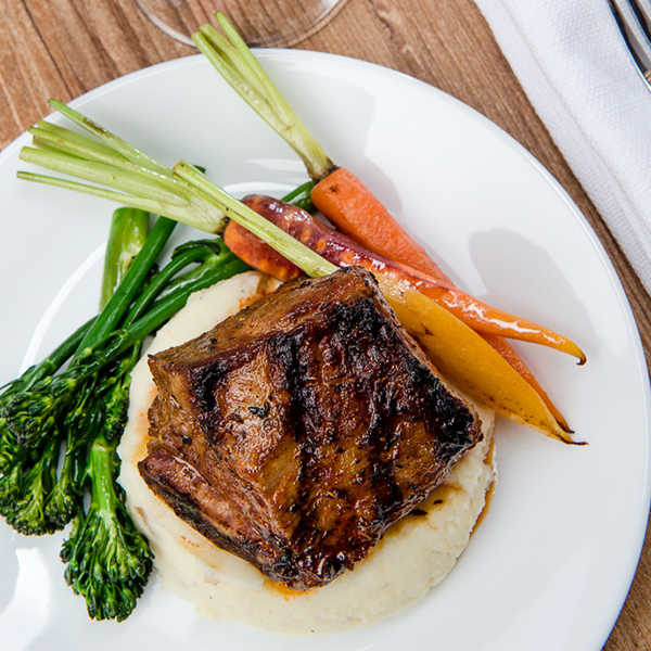 Recipe for Smoky Grilled Beef Short Ribs