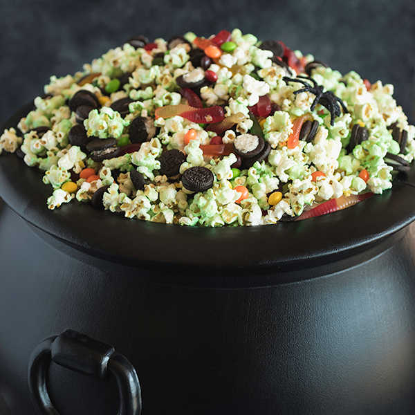 Recipe for Witches' Brew Popcorn Mix 
