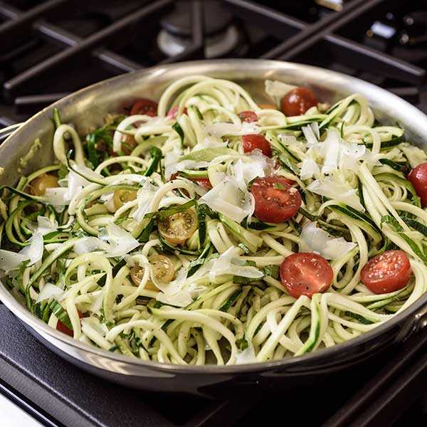 Recipe for One-Pot Pasta Zoodle Caprese