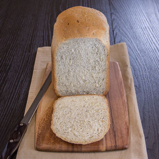  Recipe for Onion Poppy Seed Bread for 2-lb Breadmaker