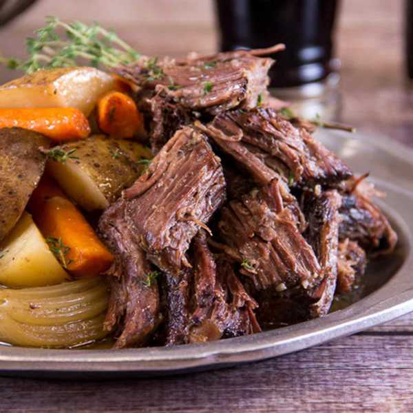 Recipe for Slow Cooker Beef Pot Roast with Fresh Thyme