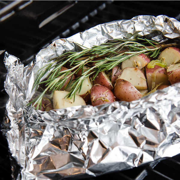 Recipe for Foil Grilled Garlic and Leeks Potatoes