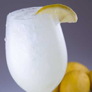 Recipe for Pucker Power Lemon Sparkling Water