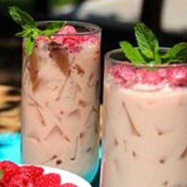 Recipe for Raspberries 'n Cream Iced Tea
