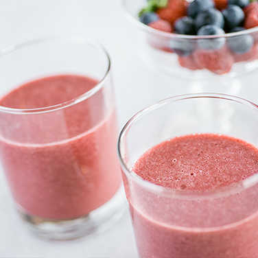 Recipe for Revitalizing Mixed Berry Juice