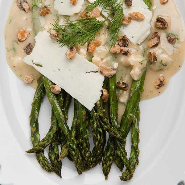 Recipe for Roasted Asparagus Salad with Blue Cheese Vinaigrette