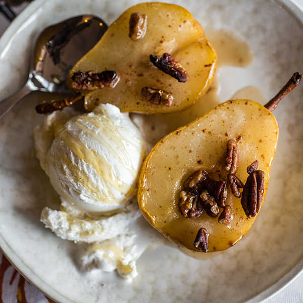 Recipe for Roaster Oven Pears with Pecans