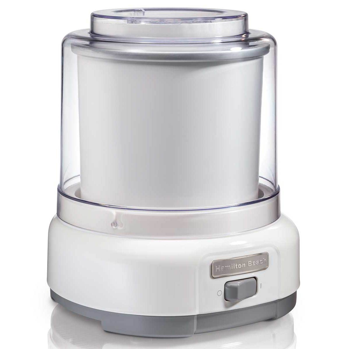 white 1.5 quart ice cream maker