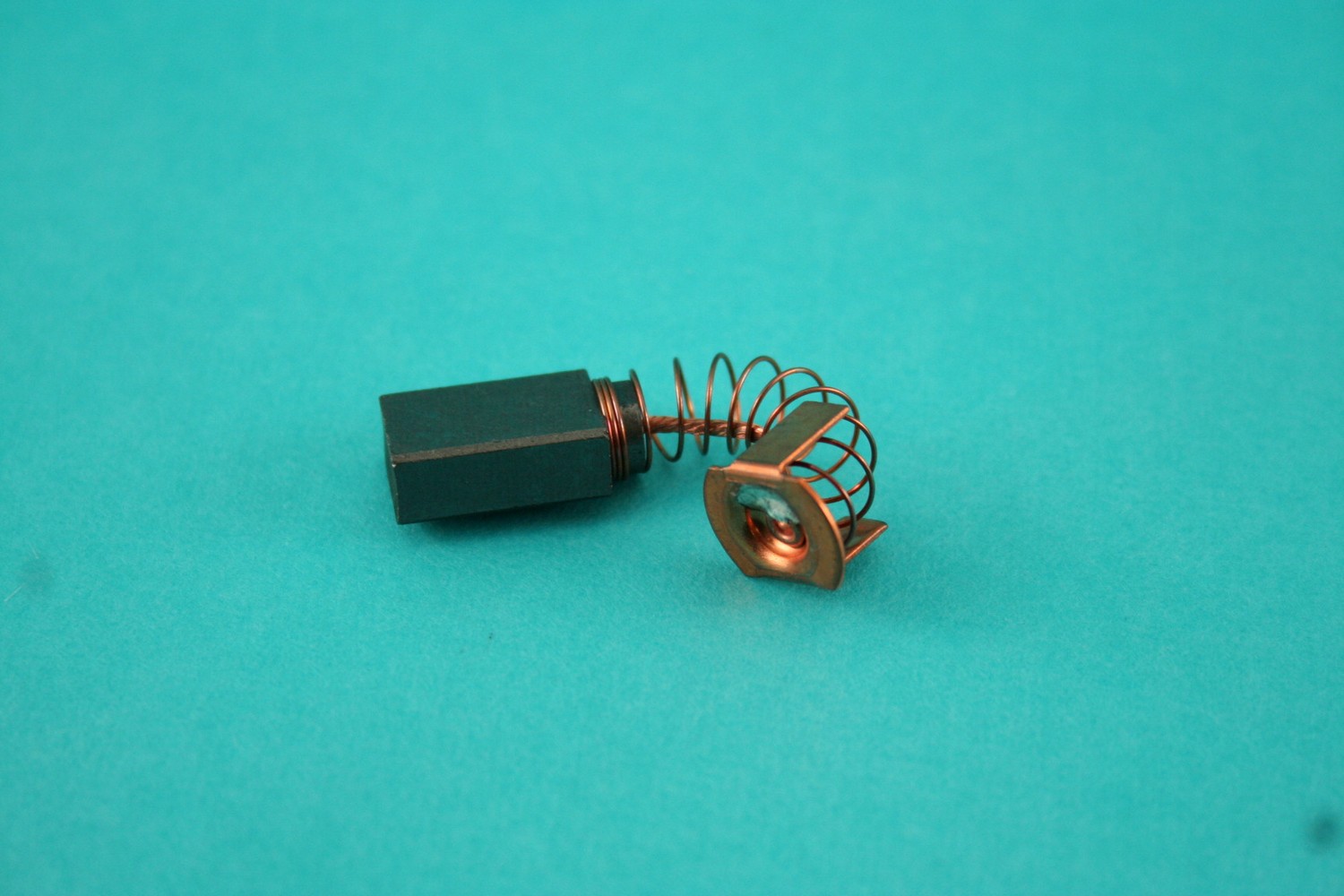 BRUSH/SPRING 990 (1 EA)