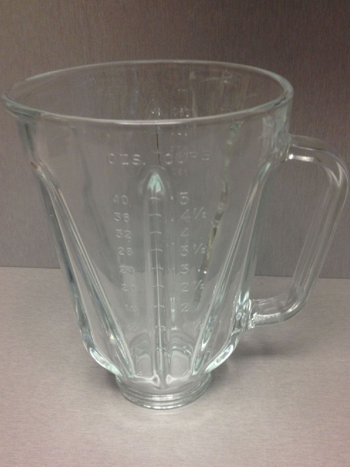 Container/40 oz.Glass Blender