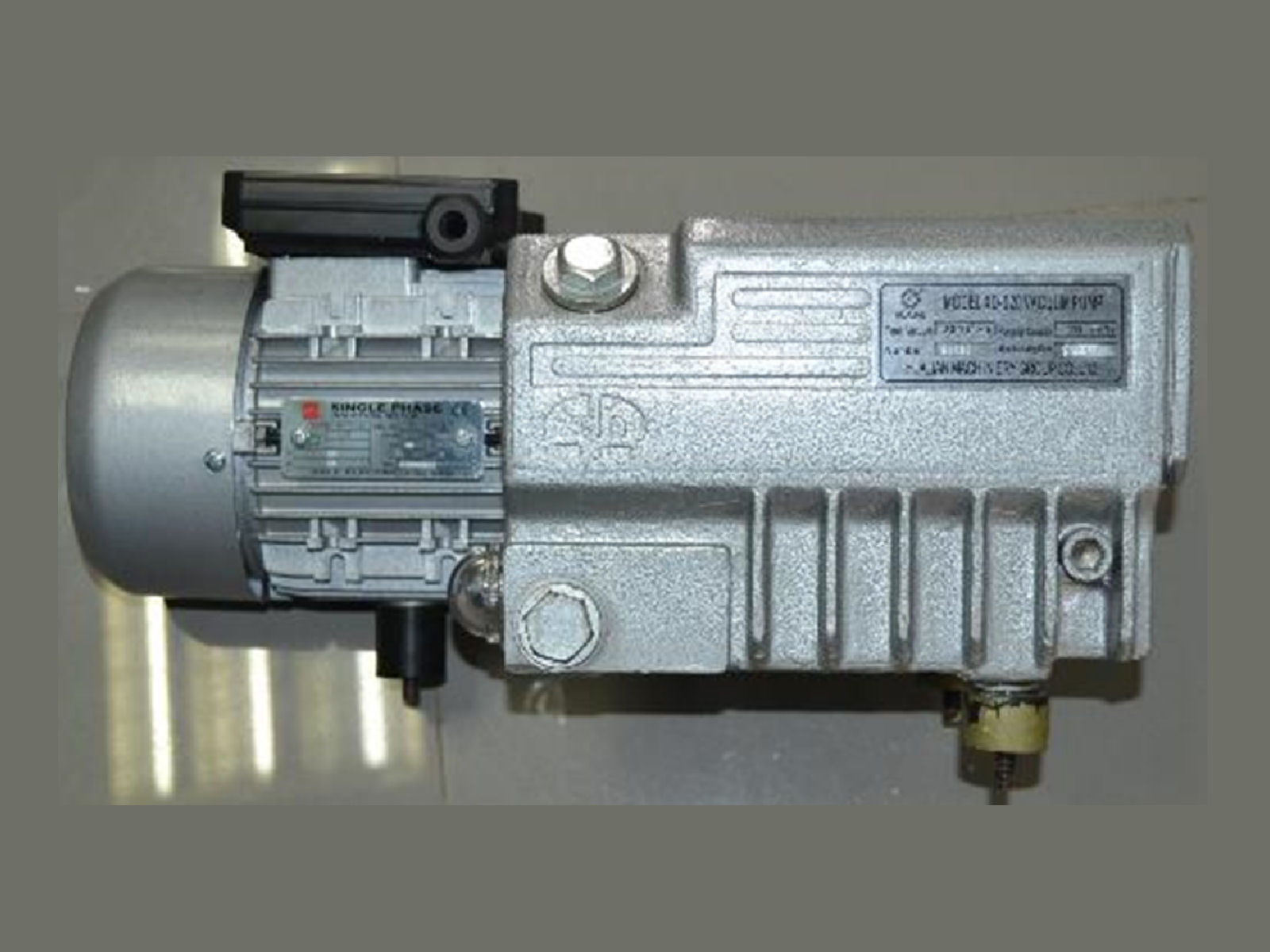Vacuum Pump