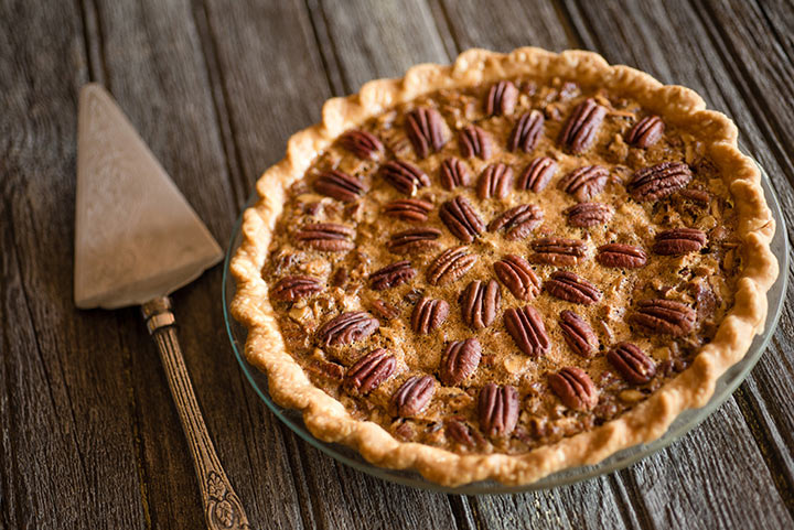 Chocolate Bourbon Pecan Pie | HamiltonBeach.com