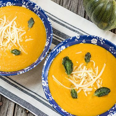 Recipe - Slow Cooker Roasted Garlic and Sweet Potato Soup