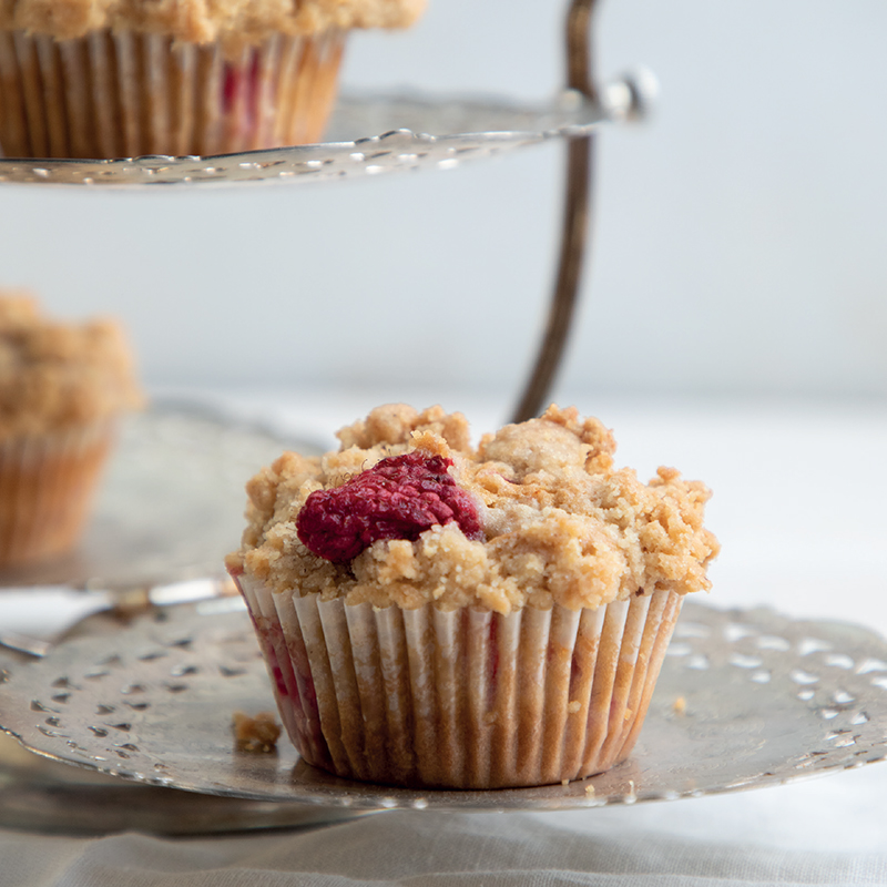 Recipe - Magnolia Bakery's Berry-Buttermilk Crumb Muffins