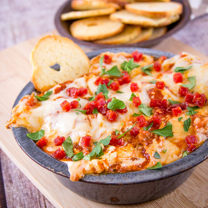 Slow Cooker New York Pizza Dip