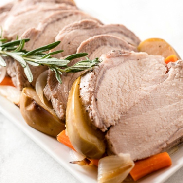 Recipe - Slow Cooker Pork Roast with Carrots, Apples and Rosemary