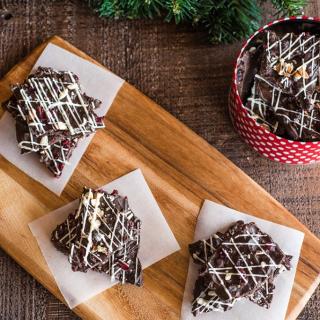 Blog for Homemade Gifts: Cranberry Almond Holiday Bark
